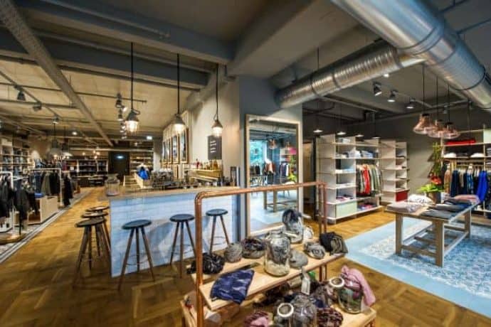 the listener frankfurt am main 13136 detailp